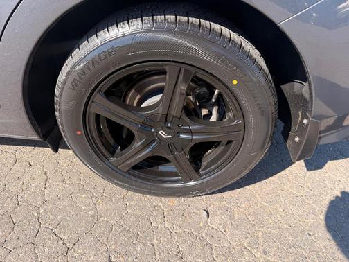 GREY 2019 Subaru Impreza 2.0i