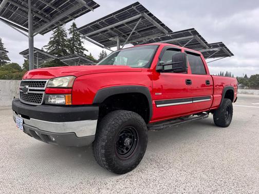 RED 2005 Chevrolet Silverado 2500 LS H/D Crew Cab