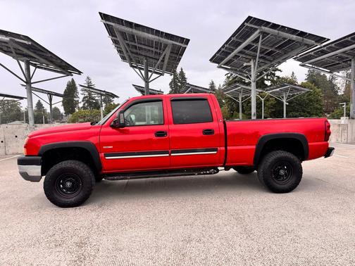 RED 2005 Chevrolet Silverado 2500 LS H/D Crew Cab