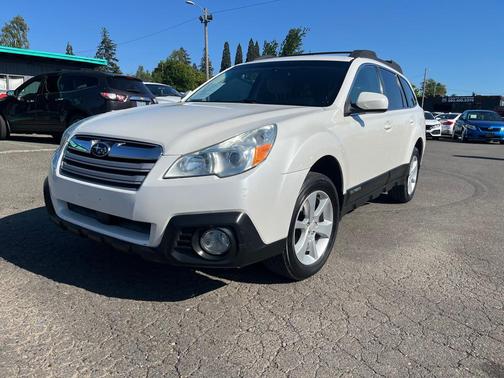 Satin White Pearl 2013 Subaru Outback 2.5i Premium