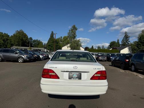 Crystal White 2003 Lexus LS 430 Base