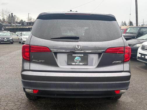 GREY 2017 Honda Pilot EX-L