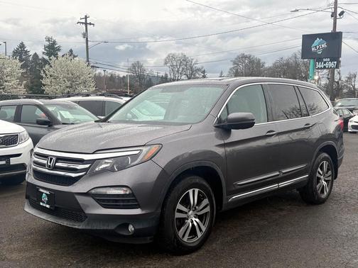 GREY 2017 Honda Pilot EX-L