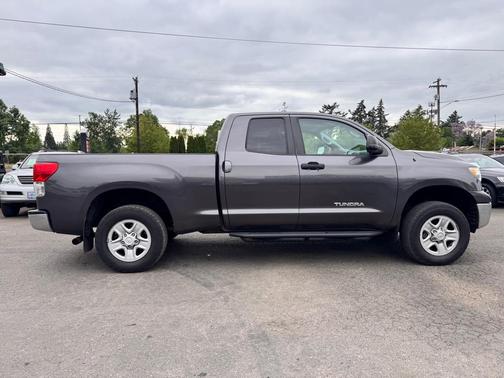 GREY 2013 Toyota Tundra Grade