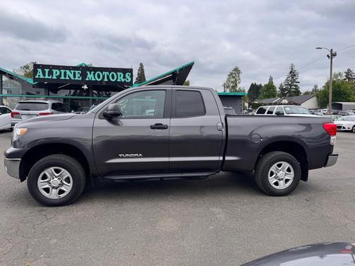 GREY 2013 Toyota Tundra Grade