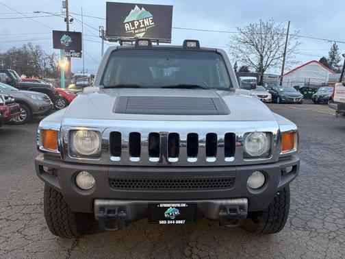 TAN 2006 Hummer H3 Base