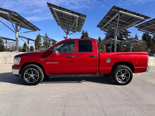 RED 2007 Dodge Ram 1500 SLT Quad Cab