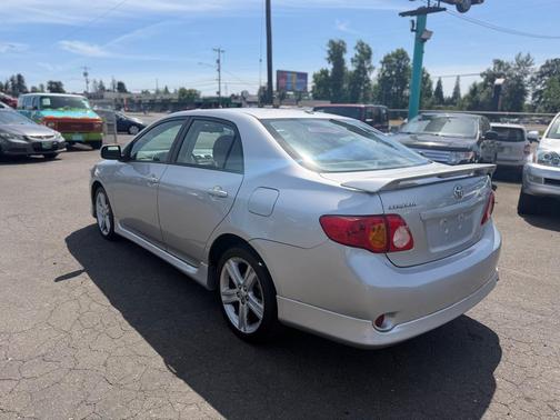 Classic Silver Metallic 2009 Toyota Corolla XRS