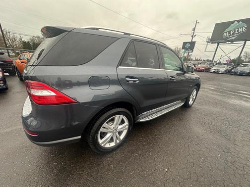 GREY 2012 Mercedes-Benz M-Class 4MATIC
