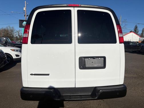 2023 Chevrolet Express 3500 RWD 3500 Extended Wheelbase LS