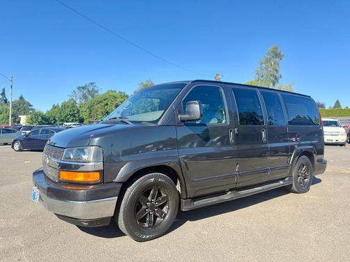Dark Gray Metallic 2005 Chevrolet Express 1500 Cargo
