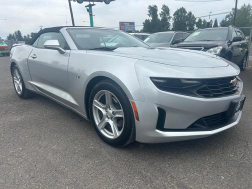 Silver Ice Metallic 2019 Chevrolet Camaro 1LT