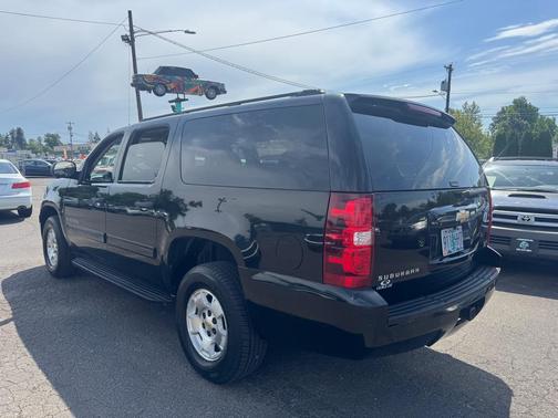 BLACK 2010 Chevrolet Suburban 1500 LS