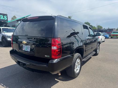 BLACK 2010 Chevrolet Suburban 1500 LS