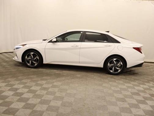 White 2023 Hyundai ELANTRA SEL