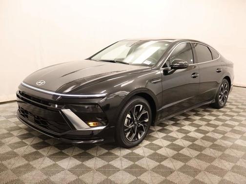 Black 2024 Hyundai SONATA SEL