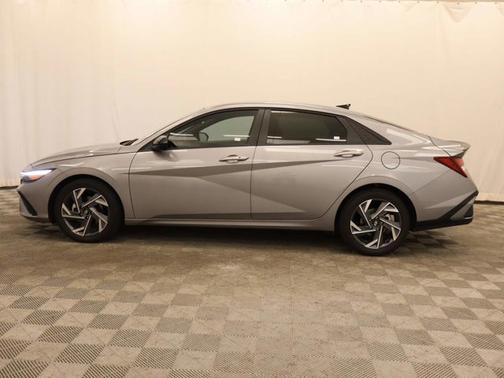 Gray 2025 Hyundai ELANTRA SEL Sport