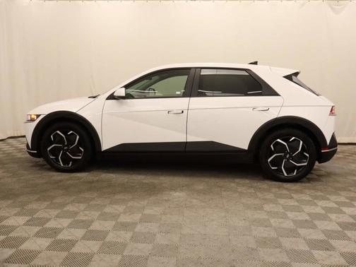 White 2024 Hyundai IONIQ 5 SEL