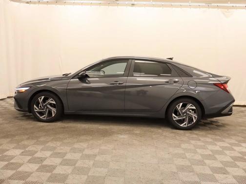 Gray 2025 Hyundai ELANTRA SEL Sport