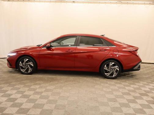 2025 Hyundai ELANTRA HEV Limited