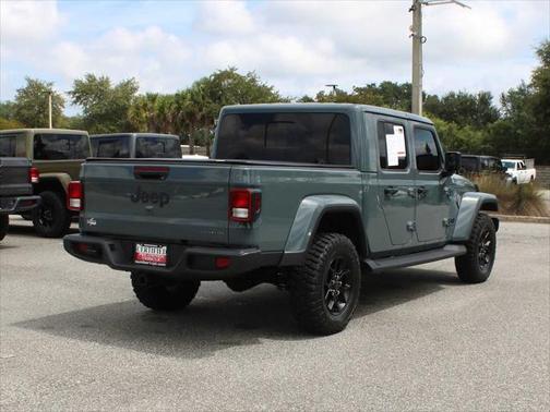 2025 Jeep Gladiator High Tide