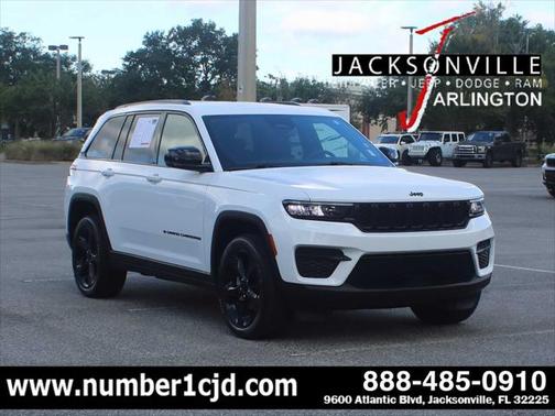 2023 Jeep Grand Cherokee Altitude 4x4