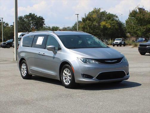 2020 Chrysler Pacifica Touring L