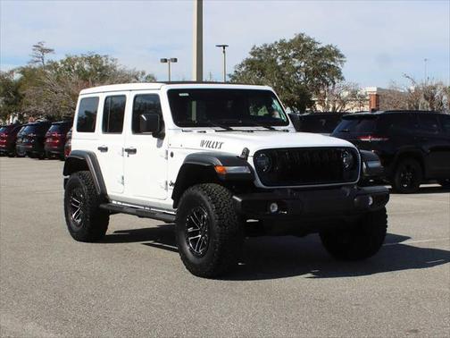 2025 Jeep Wrangler 4-Door Willys 4x4