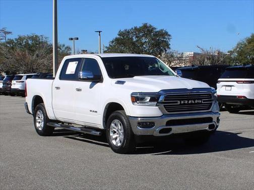 2022 RAM 1500 Laramie Crew Cab 4x4 57' Box