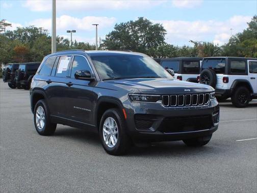2025 Jeep Grand Cherokee Laredo X 4x2