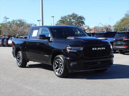 2025 RAM 1500 Laramie Crew Cab 4x4 57' Box