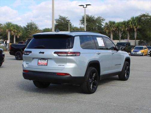 2025 Jeep Grand Cherokee L Limited 4x4