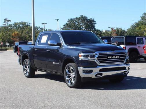 2020 RAM 1500 Laramie Longhorn Crew Cab 4x4 57' Box