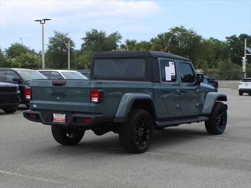 2025 Jeep Gladiator Nighthawk