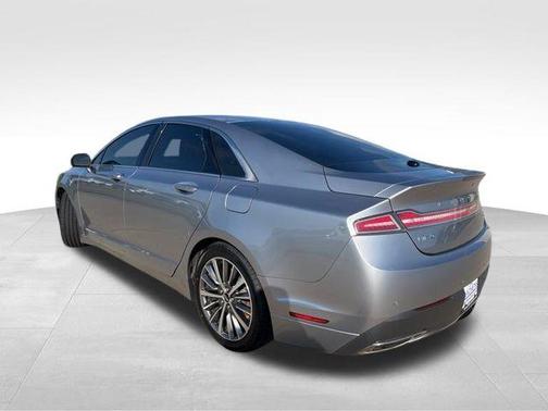 2020 Lincoln MKZ Standard