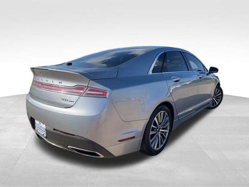 2020 Lincoln MKZ Standard