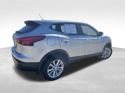 2018 Nissan Rogue Sport S