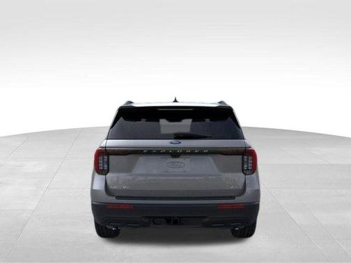 Carbonized Gray 2026 Ford Explorer Active
