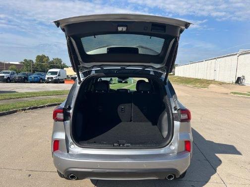 Silver Metallic 2024 Ford Escape ST-Line