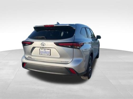 2024 Toyota Highlander