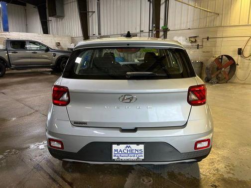 Stellar Silver 2021 Hyundai VENUE SE
