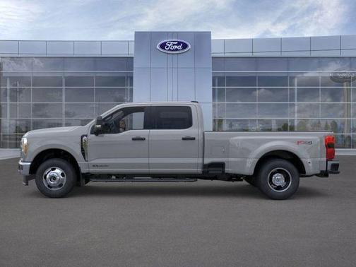 2026 Ford F-350 XLT