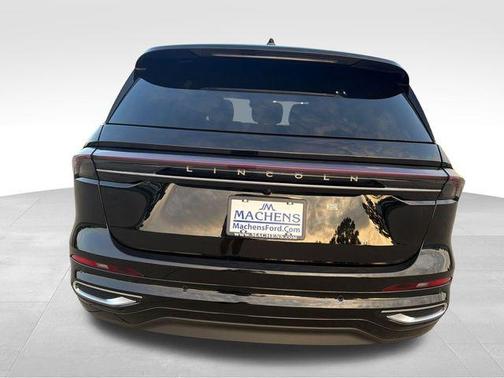 Black Metallic 2026 Lincoln Nautilus Reserve