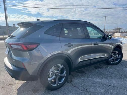 2026 Ford Escape ST-Line Select