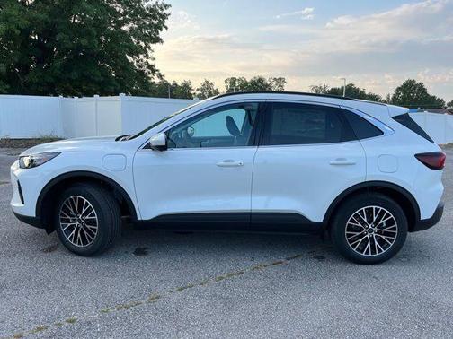 2025 Ford Escape PHEV