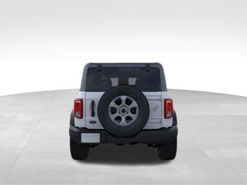 Oxford White 2026 Ford Bronco Big Bend