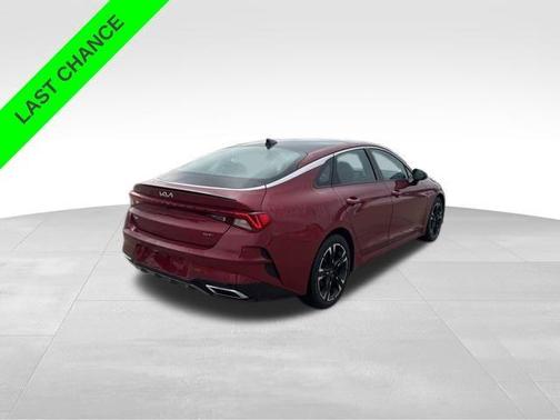 2022 Kia K5 GT-Line