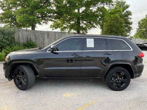 Brilliant Black Crystal Pearlcoat 2015 Jeep Grand Cherokee Altitude