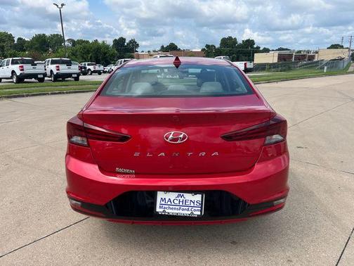 Calypso Red 2020 Hyundai ELANTRA SEL