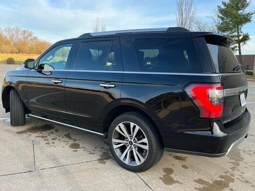 Black Metallic 2023 Ford Expedition Limited